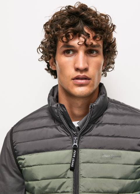 muškarci isprano crno color block podstavljeni prsluk Pepe Jeans JZ8H840