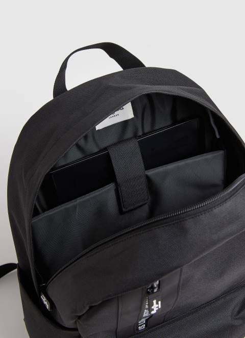 muškarci crno ruksak od tkanine s linijskim detaljima Pepe Jeans JZ8H1294