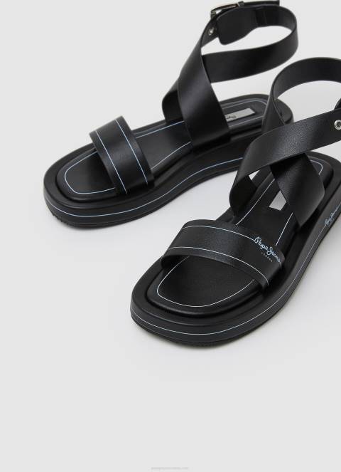 žene crno ljetne logy sandale na klin Pepe Jeans JZ8H652
